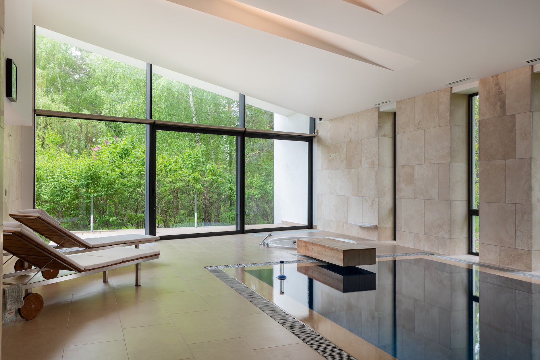 Summer Time Maintenance Tips for Indoor Pool Dehumidification Systems by King Air